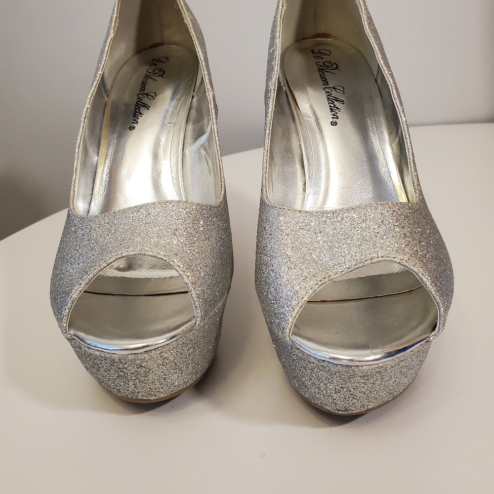 ❄️Host Pick❄️ Brand New Glitter Wedge Heels 10 - Picture 6 of 11